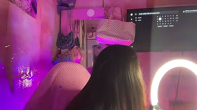 Skye_Moore webcam