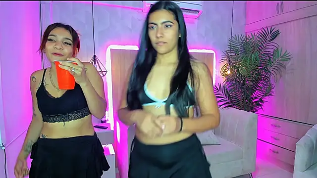 stangirls_ (Ask my age) - CUM FACE 2 GIRLS
