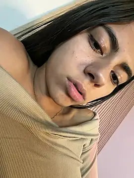Lilybeeth live cam