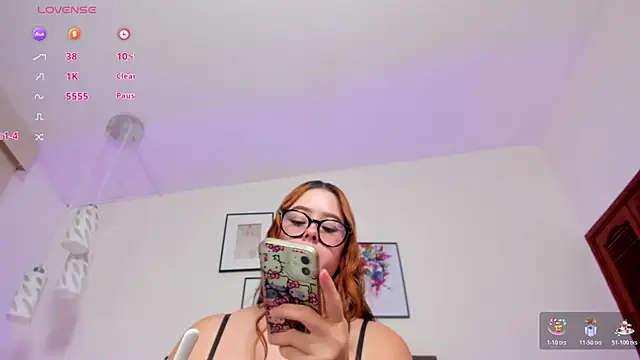 sakura_Gomez webcam