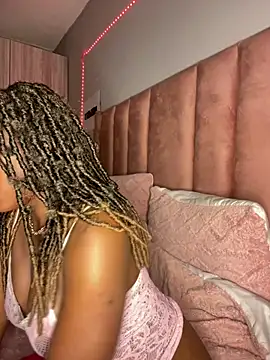 sp1cy_mommy (F teen) - Make me squirt daddy💦💦💦🌹