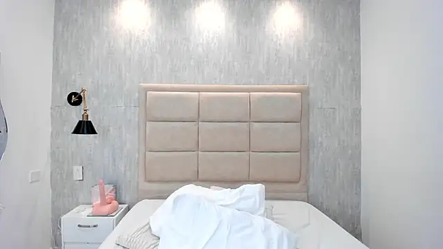 AriaaMoon_ webcam