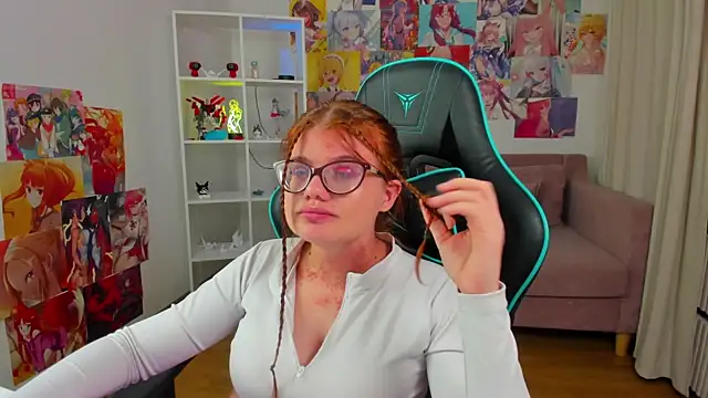 ChloeHalses webcam