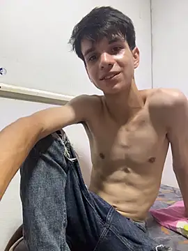 maxim_rod (M twink) - SMOKE CIGARRETE