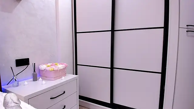 TinyKim_ live cam