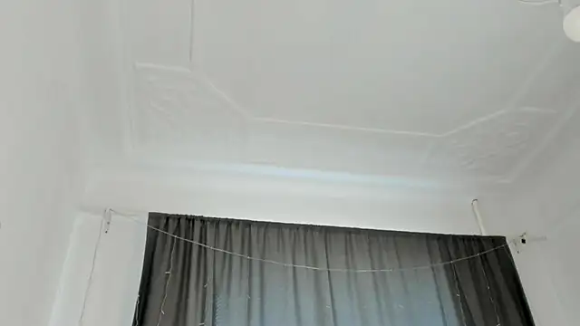 Arrogant_Eli webcam