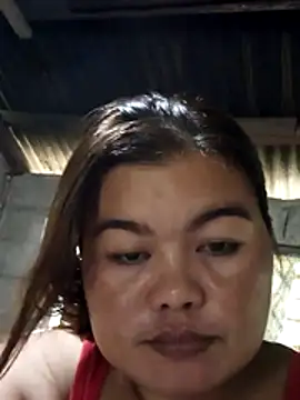 sweetpinay85 live cam on StripChat