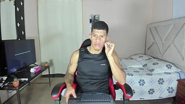 Toptony22 webcam