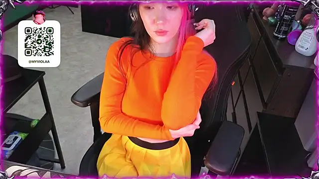 Maya_Viola webcam