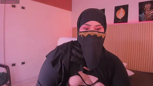 samanee_konn webcam