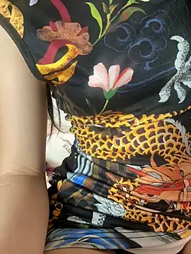 Sarah_cam06