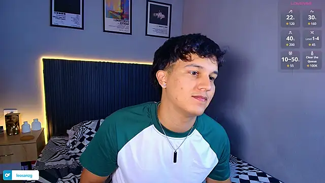 Leo_Savage_ webcam