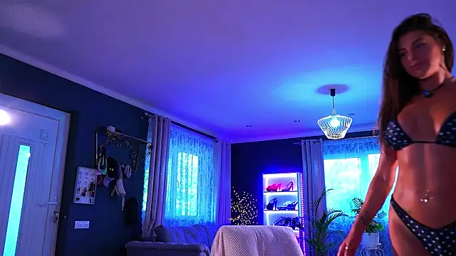 AmidaChris webcam
