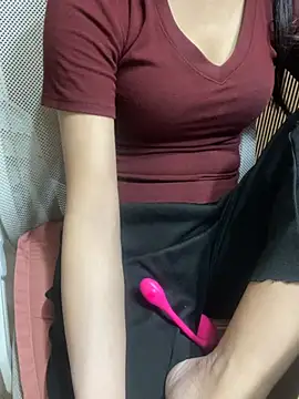 Mina048 webcam
