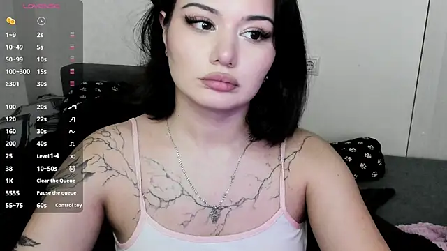 Dark_Moni webcam