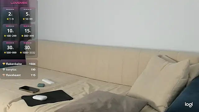 AmelinaLove live cam on StripChat