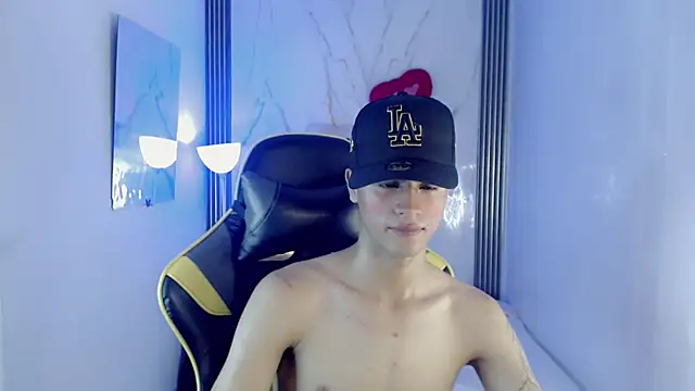 Ascii_one live cam on StripChat