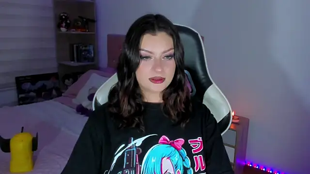 OphelianaRose33 webcam