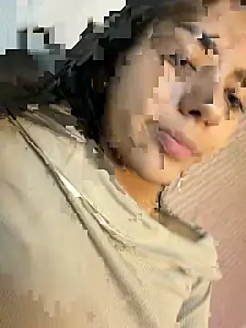 Lilybeeth 🎨 live online chat