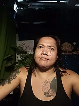 TabooSHOWgirl18 webcam