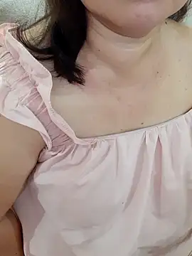 Yummyamasha webcam