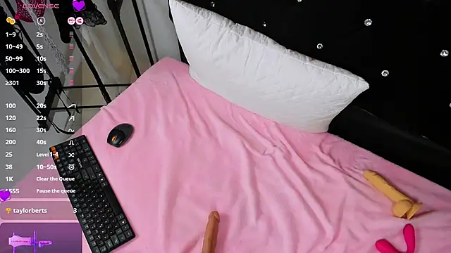 Kaia_Fadul webcam