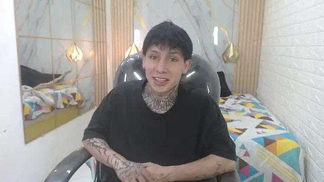 cry_thereal (M twink) - cum show