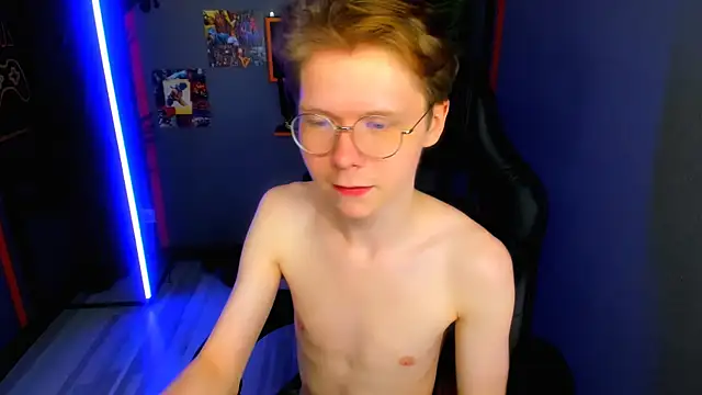 danielsanders (M young) - Spank my ass red