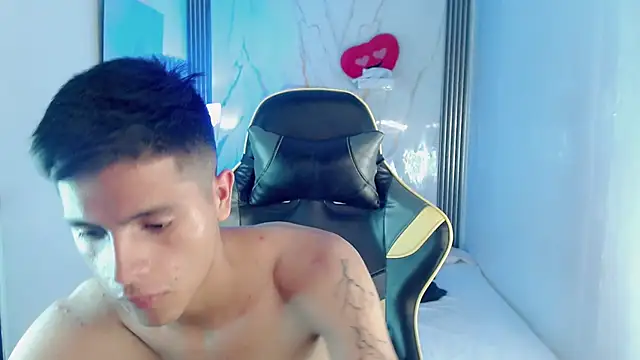 ascii_one (M twink) - SHOW CUMMM EXPLOSIVE