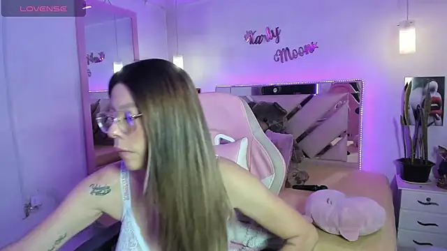 karly_moon (Ask my age) - fuck my pretty face