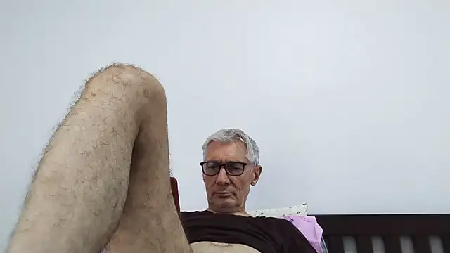 BIGUNCUTHARDCOCK webcam