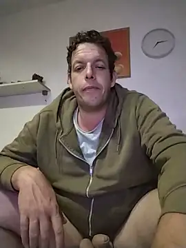 Gigolobigcock24cm webcam