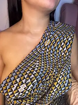 shara_queen1 webcam