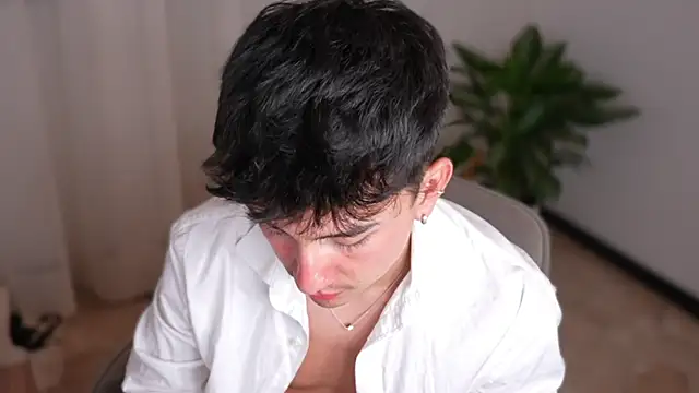 sweettaaron01 webcam