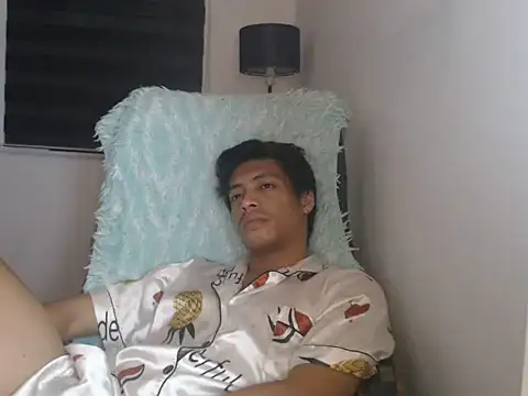 Asian_gregor webcam