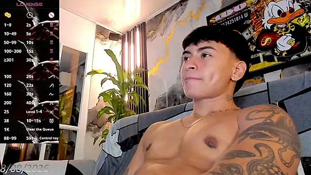Ftm_xxxperiencie webcam