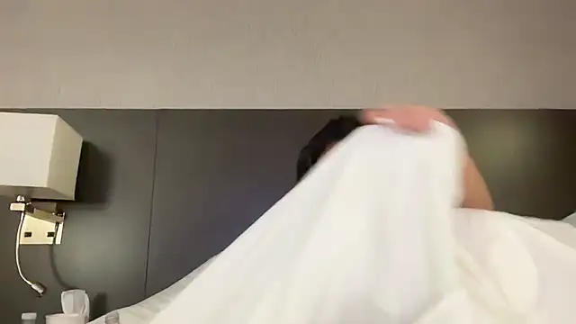 mr_mrs_glitter webcam