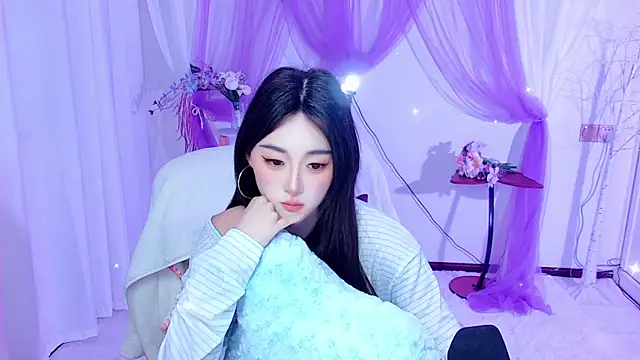 Tili_Lucky webcam
