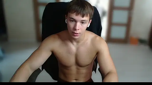 KoreanIdol webcam