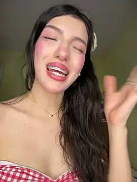 Emily-hottson webcam
