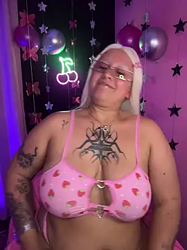 pinkbaddie777 webcam