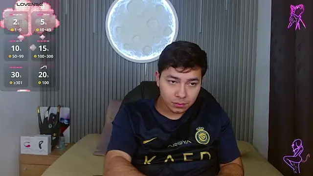 Julian_Smith21 webcam