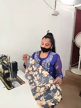 Lusty_mussty webcam