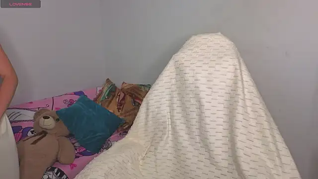 Xenia_paradise webcam