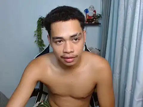 curlyasian_njxx webcam