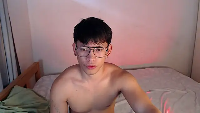 pinkcock_froi2305 webcam