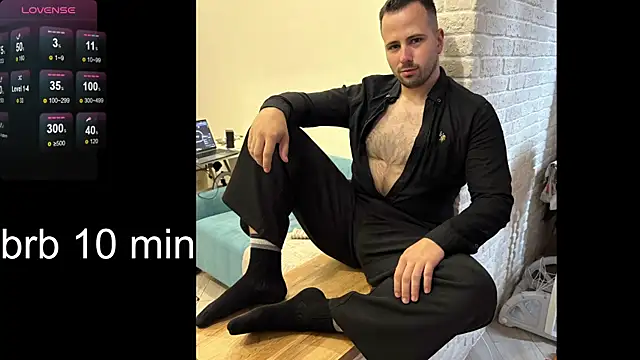 Alexey_Hairy live cam on StripChat