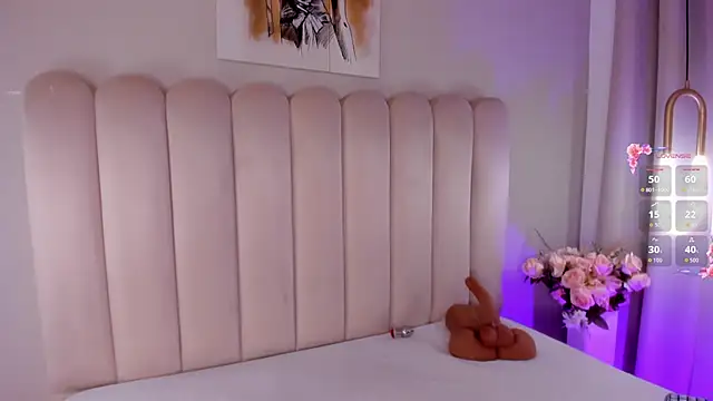 AlyssiaDanger webcam