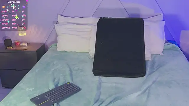 emmajohnss webcam