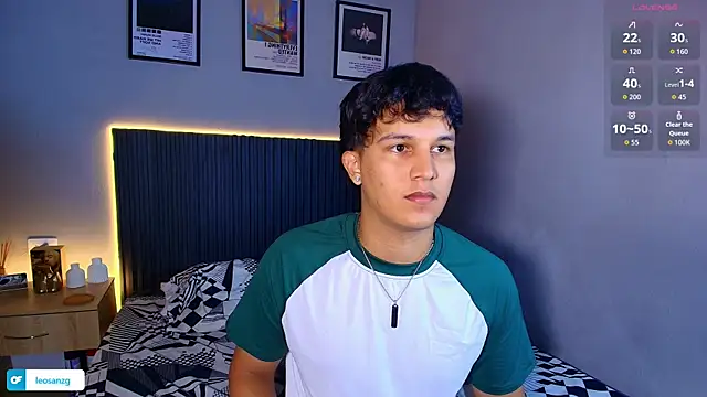 Leo_Savage_ webcam